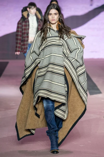 Look 36